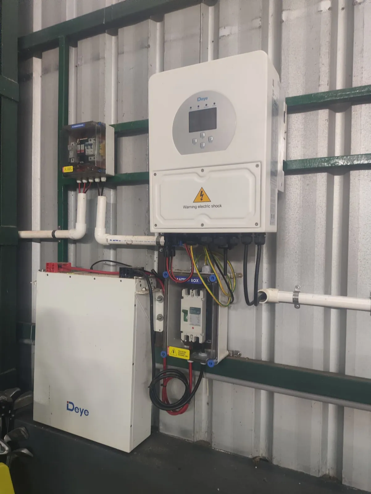 3 kW solar plant at 3 kW Deye Hybrid Inverter with Lithium Battery in Trichy